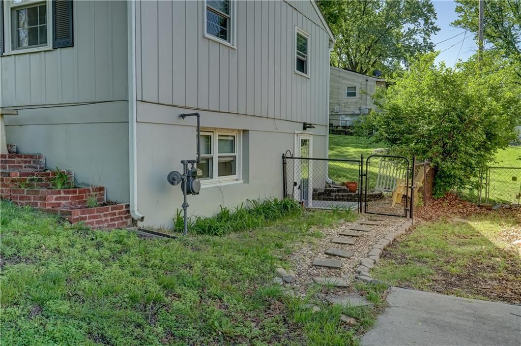 19021 E Ponca Drive — photo 47