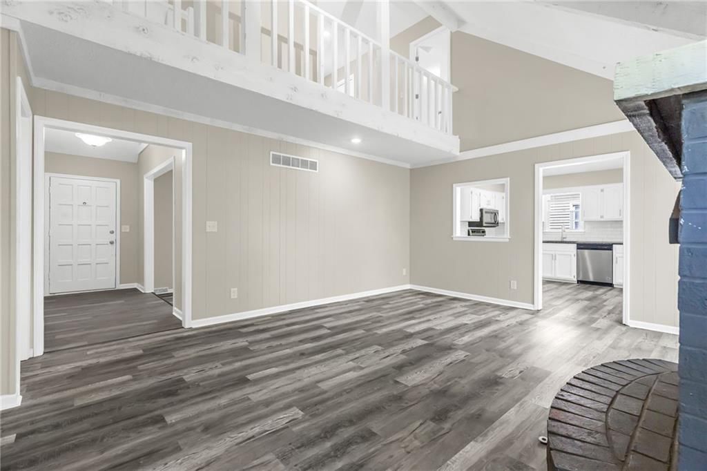 6939 Widmer Road — photo 11