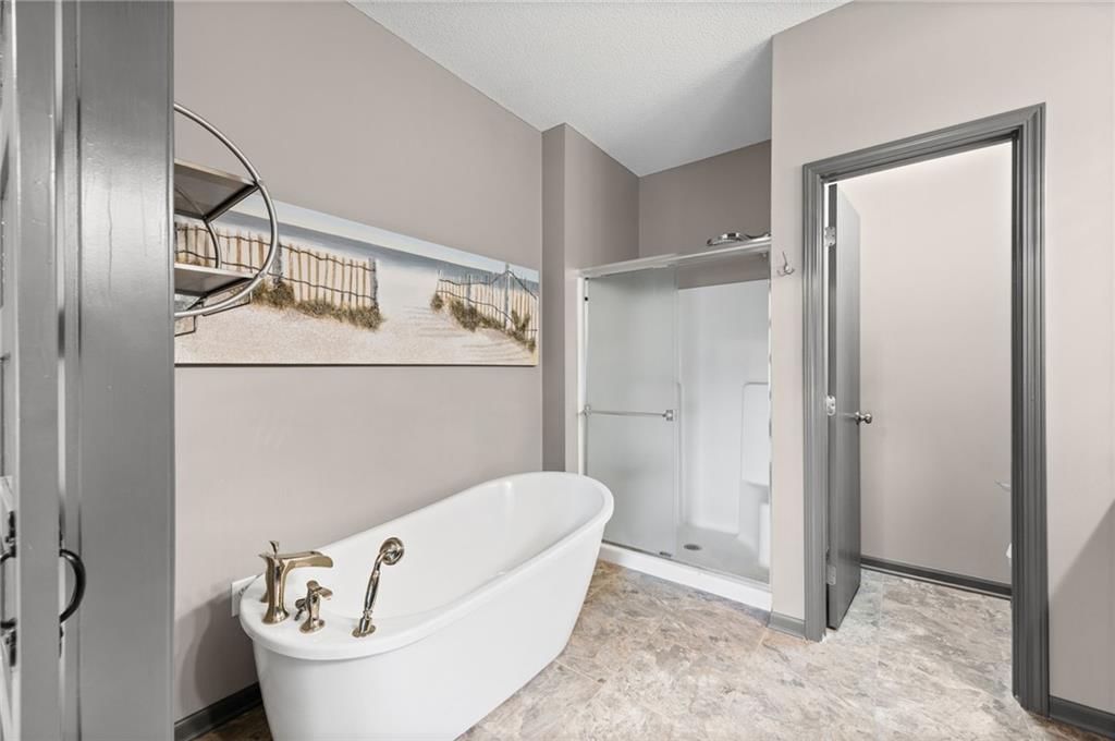 3907 SW Chartwell Court — photo 18