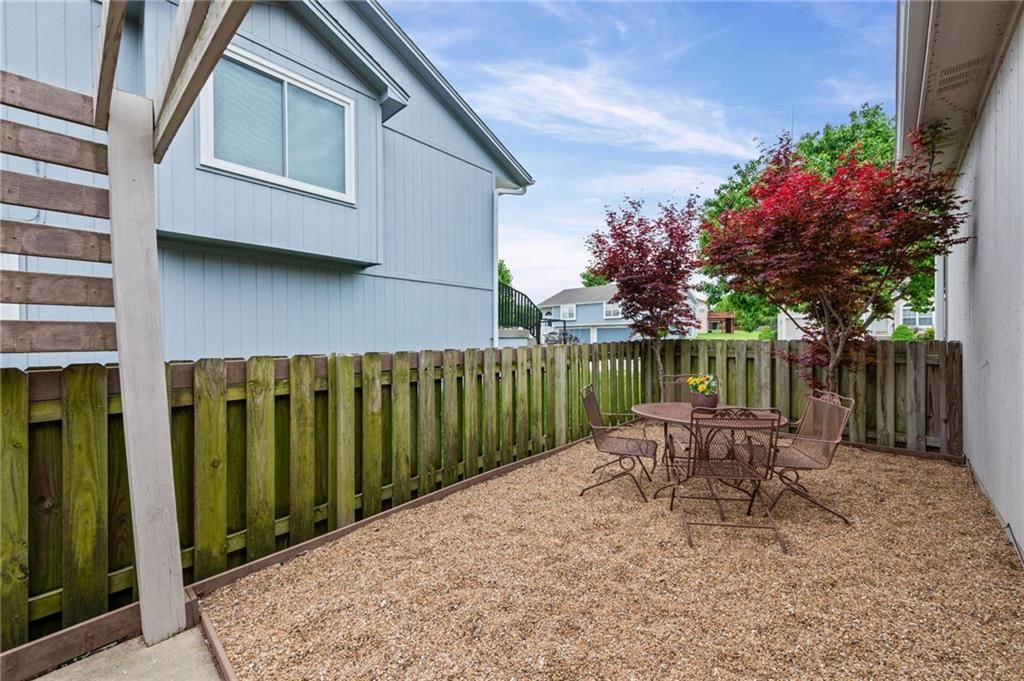 3907 SW Chartwell Court — photo 26