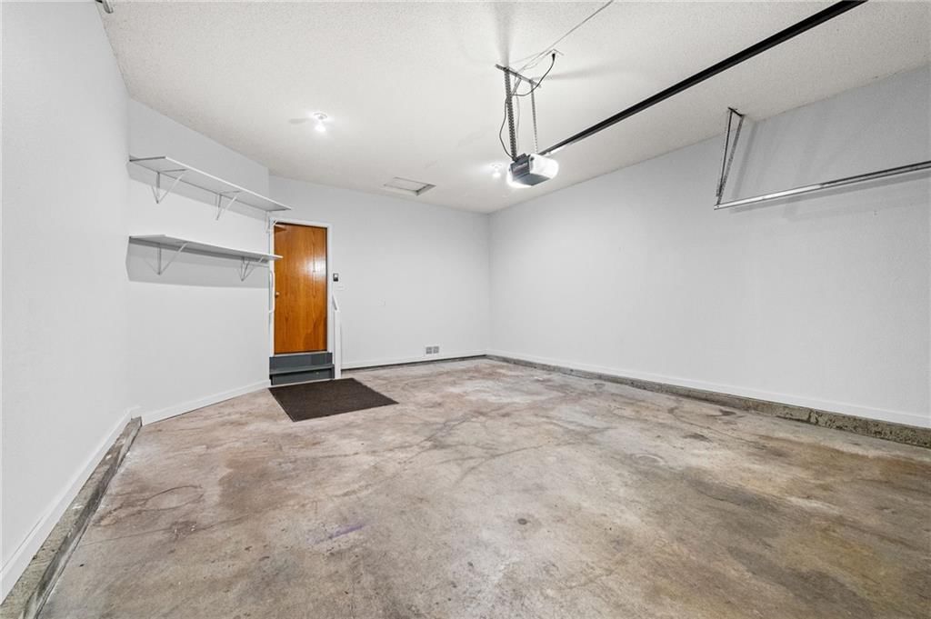 3907 SW Chartwell Court — photo 37
