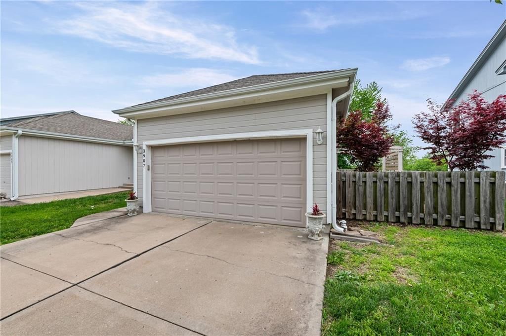 3907 SW Chartwell Court — photo 40