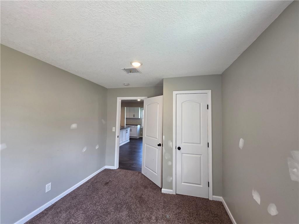 712 E Market Street — photo 7