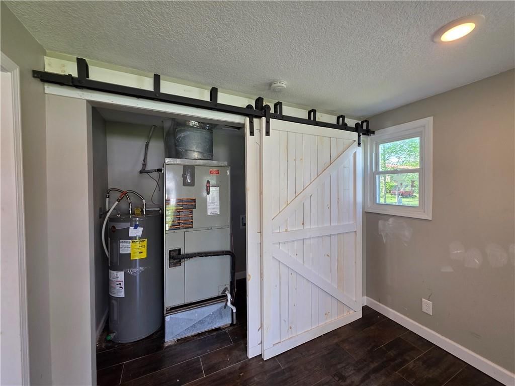 712 E Market Street — photo 15