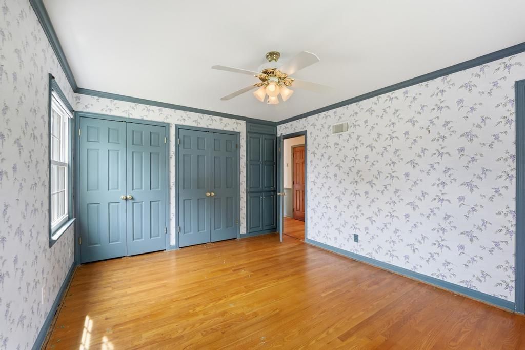 5900 Windsor Drive — photo 28