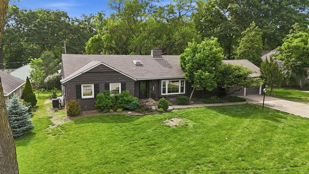 5900 Windsor Drive — photo 49