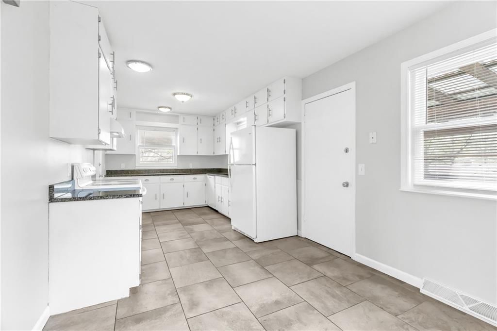 13113 W 95 Terrace — photo 7