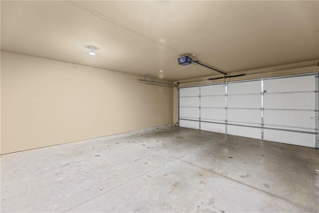 5245 Overland Drive — photo 4