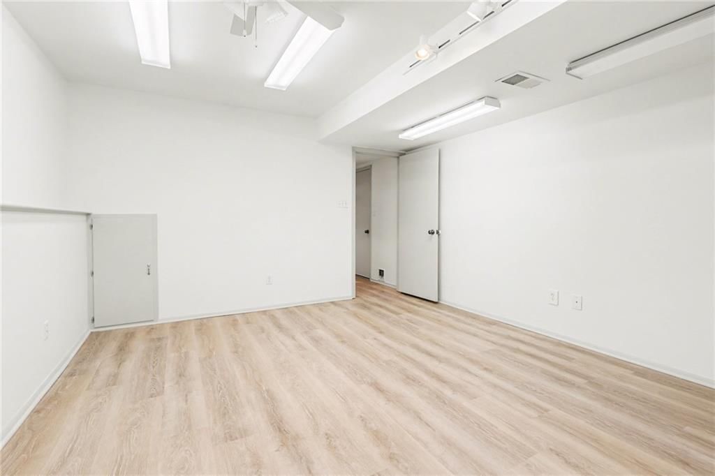 10905 Gillette Street — photo 14