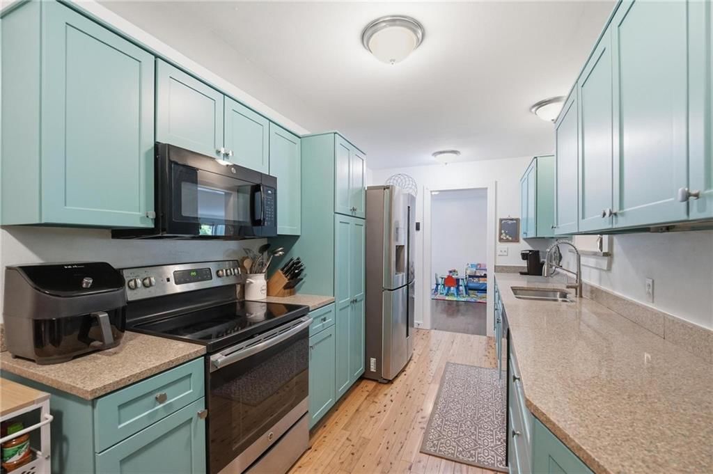 1001 N Walker Street — photo 17
