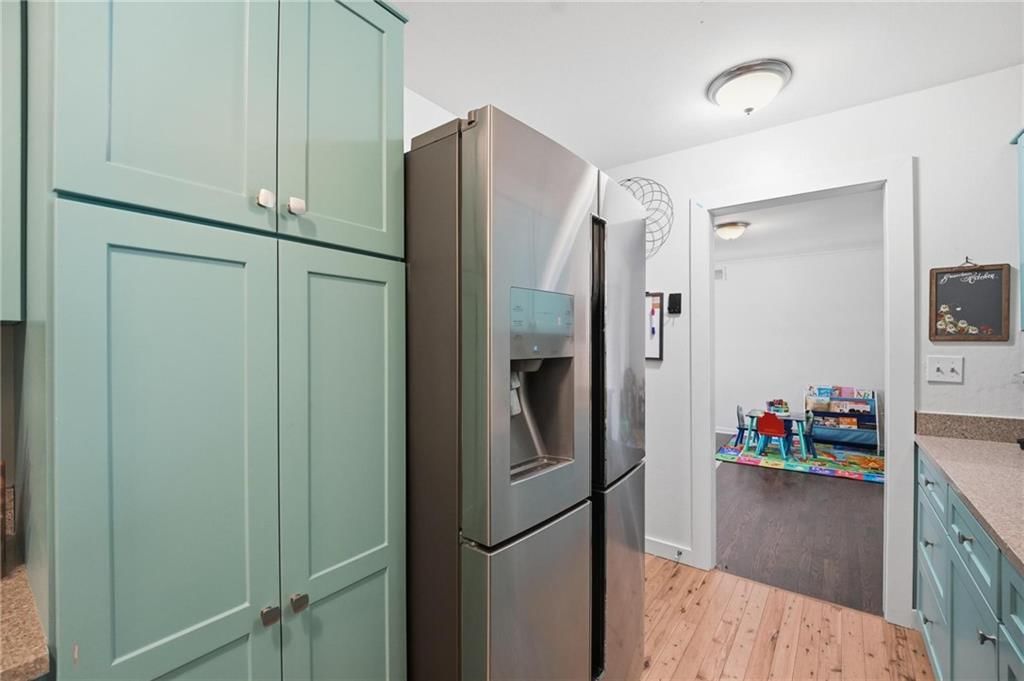 1001 N Walker Street — photo 19