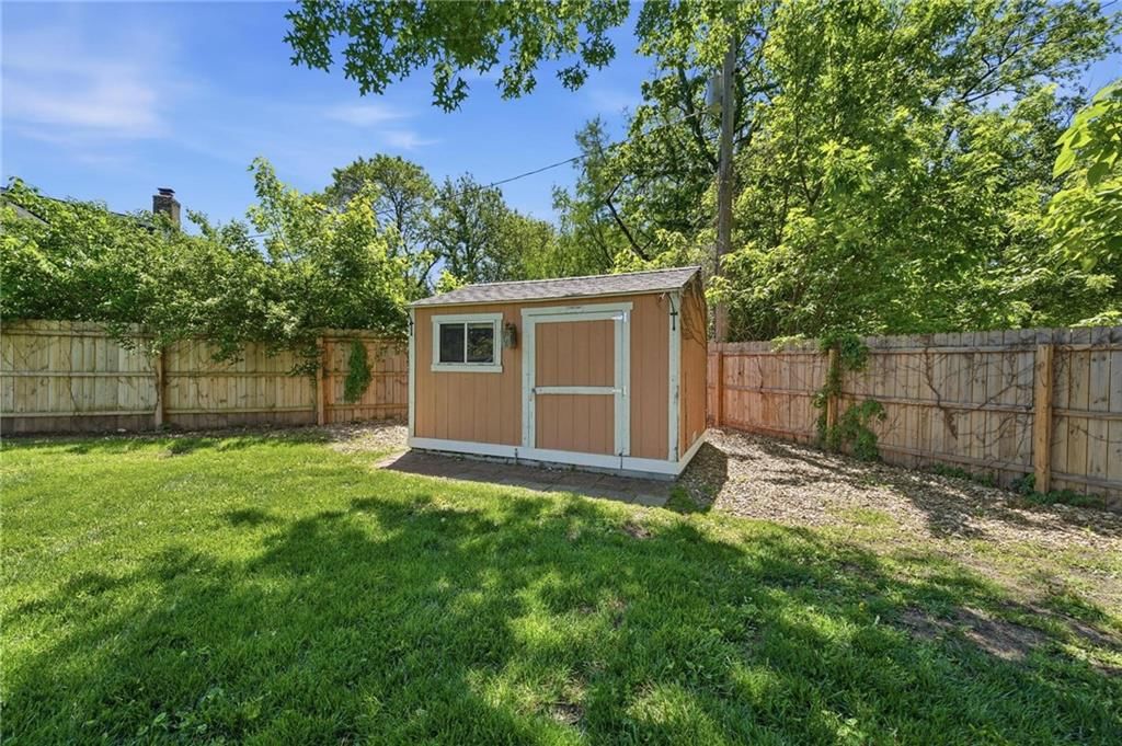 1001 N Walker Street — photo 34