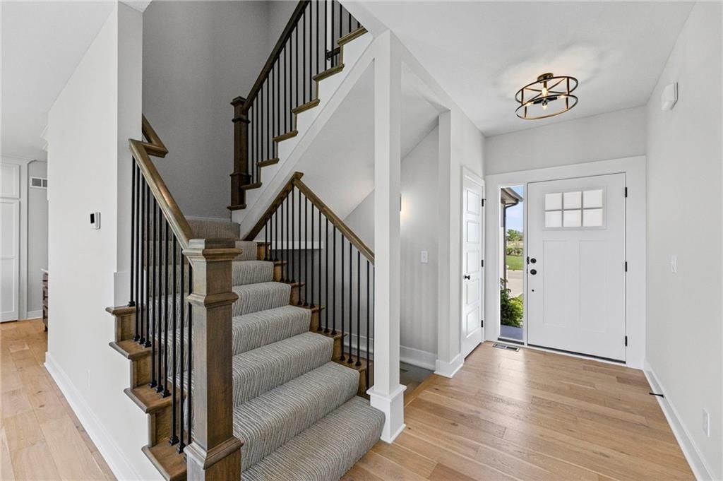 21103 W 186th Terrace — photo 4
