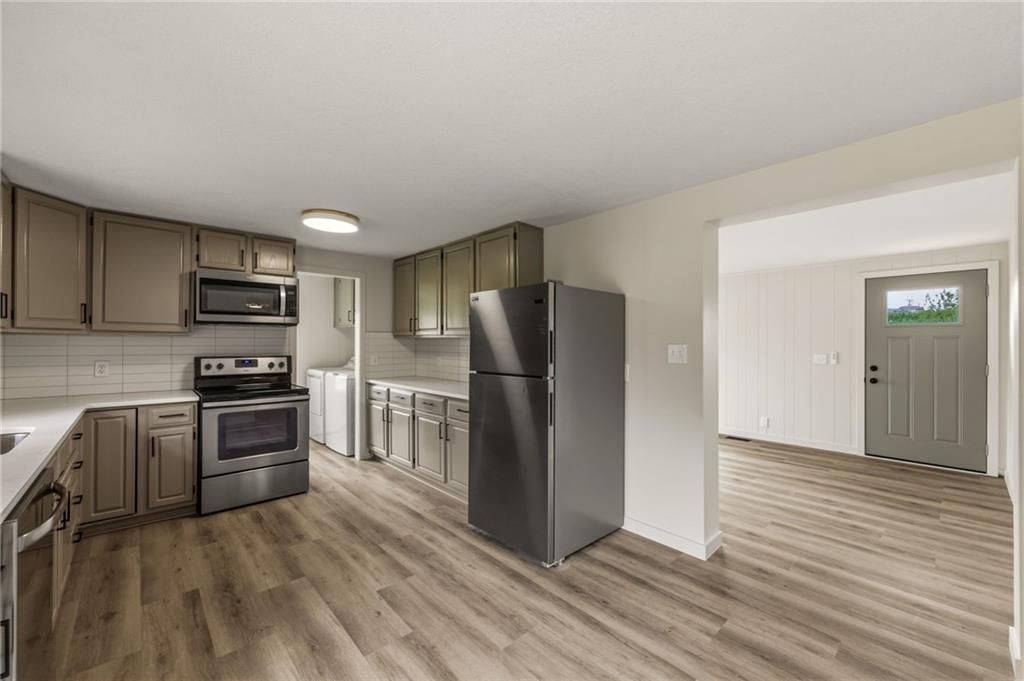 1801 N Davidson Road — photo 19