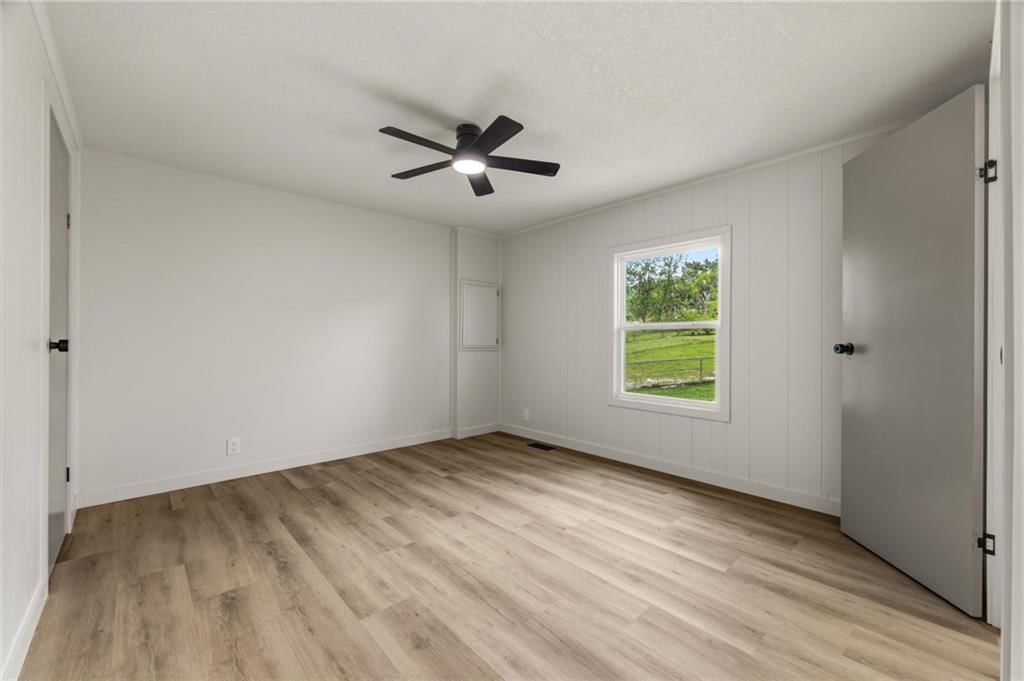 1801 N Davidson Road — photo 31