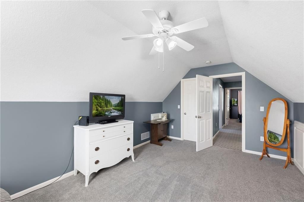 1900 N 159th Terrace — photo 31