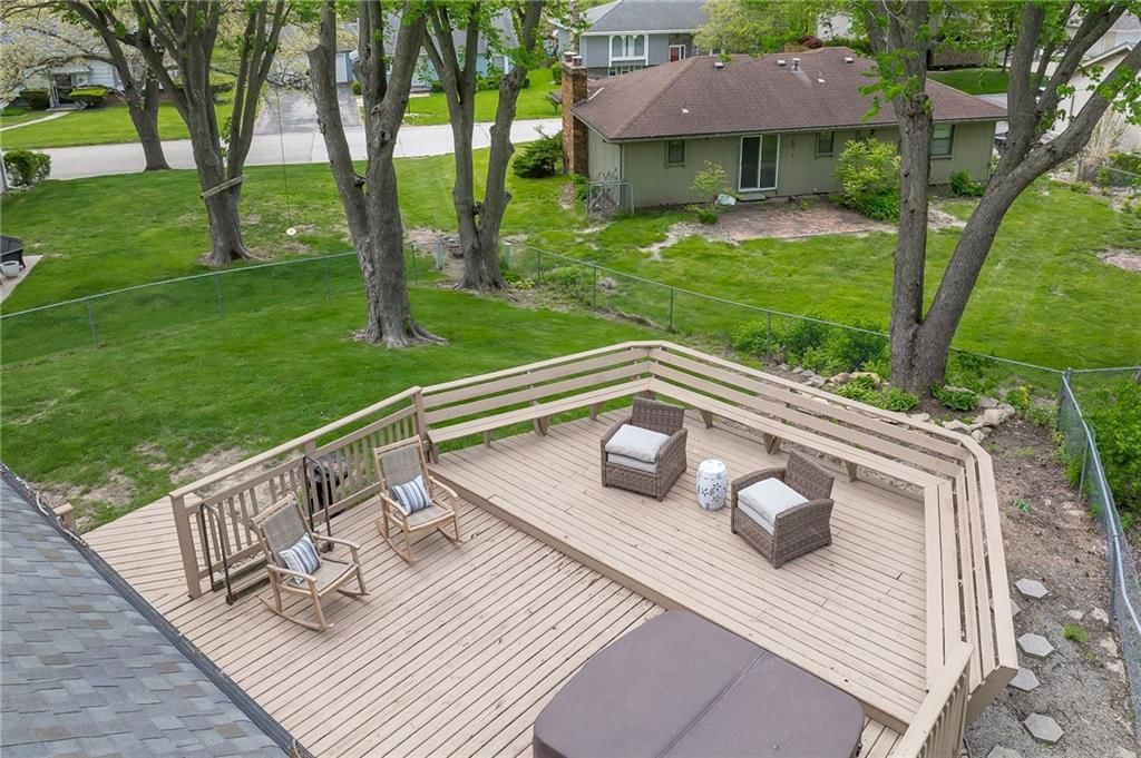 5012 Briarwood Lane — photo 6