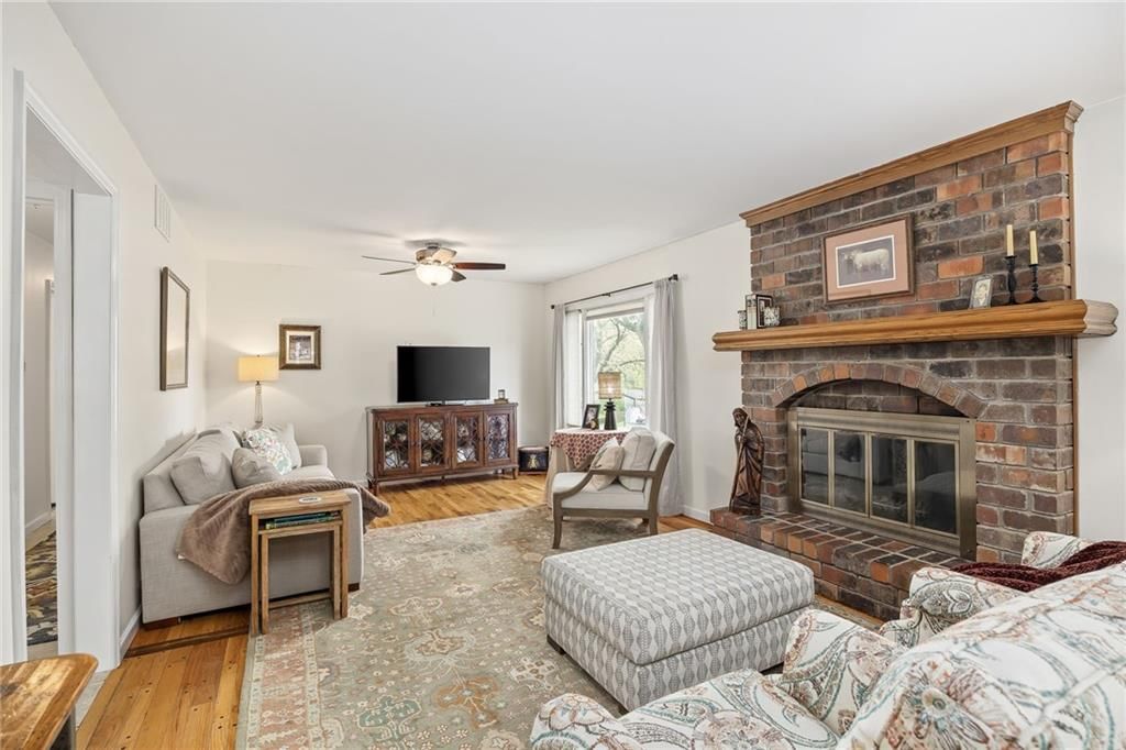 5012 Briarwood Lane — photo 17