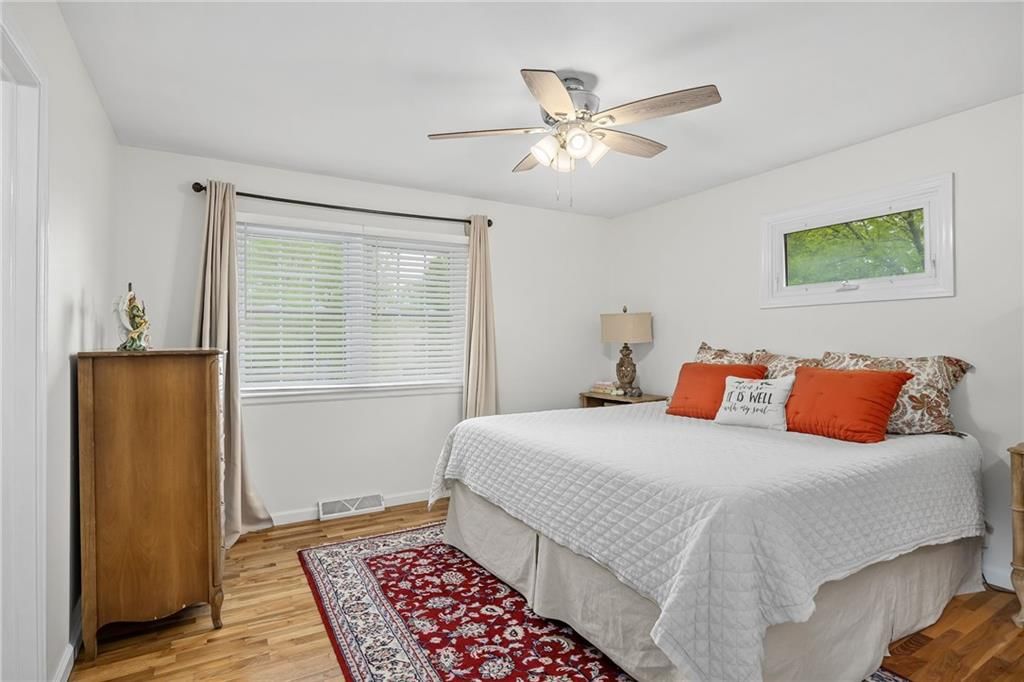 5012 Briarwood Lane — photo 26