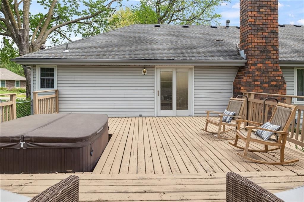 5012 Briarwood Lane — photo 32