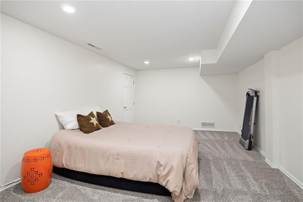 5012 Briarwood Lane — photo 36