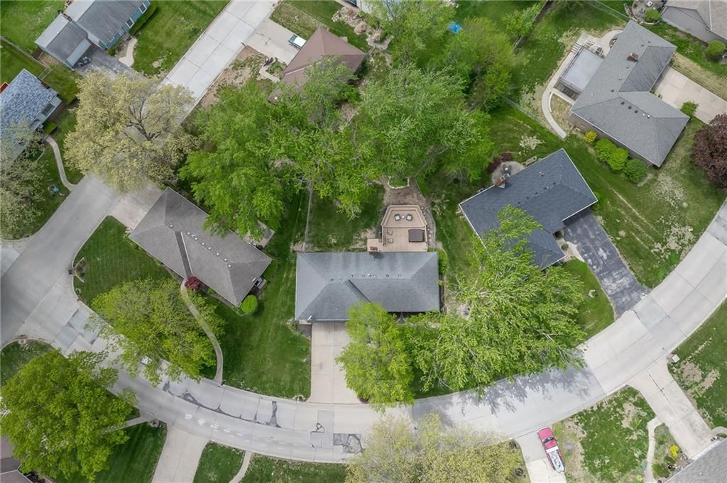 5012 Briarwood Lane — photo 44
