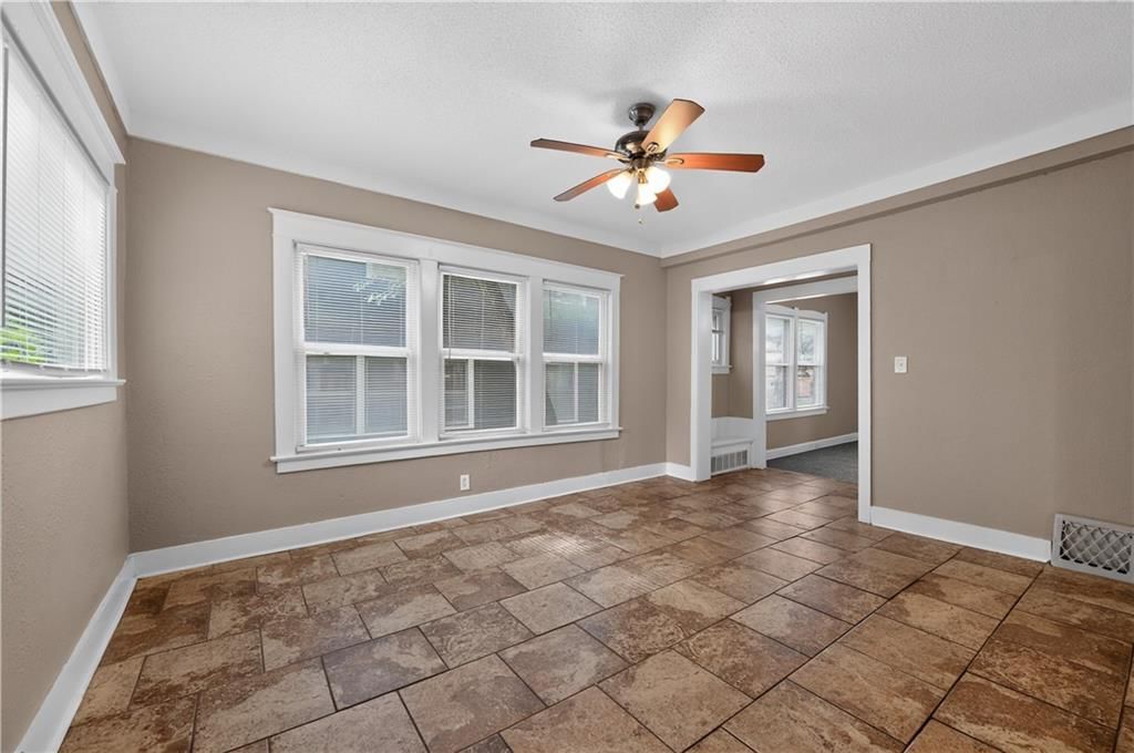 3821 VIRGINIA Avenue — photo 12