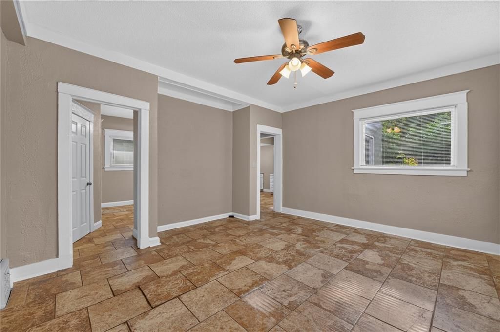 3821 VIRGINIA Avenue — photo 15