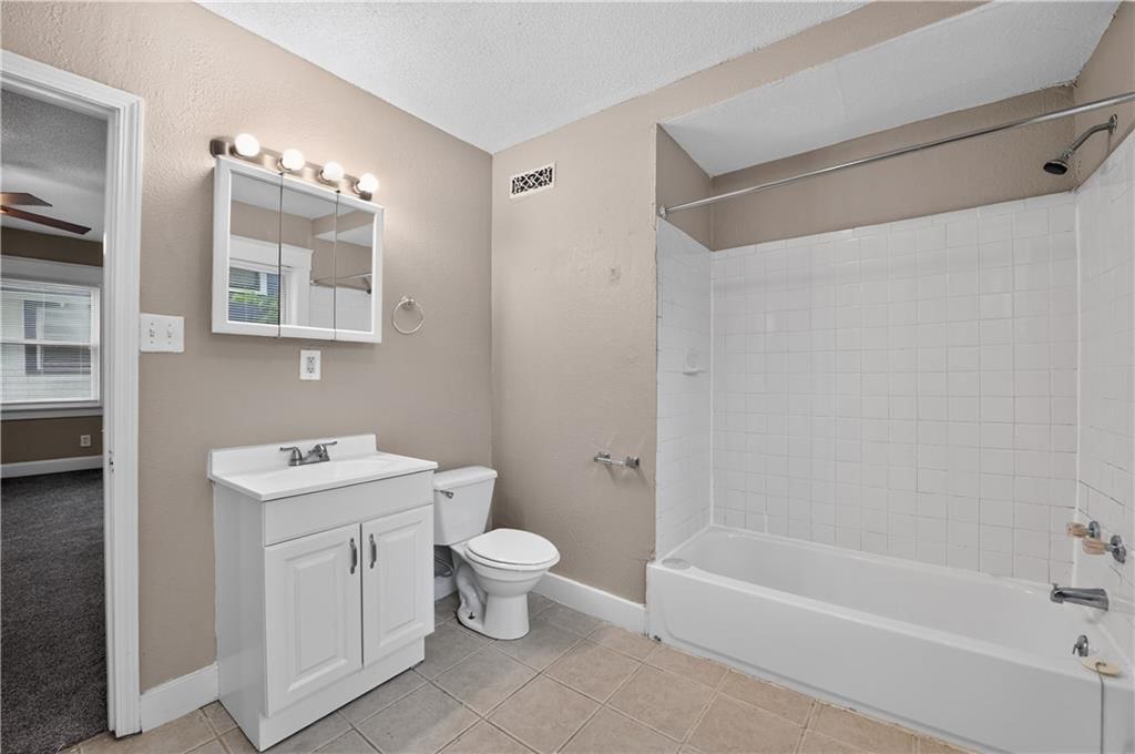 3821 VIRGINIA Avenue — photo 27