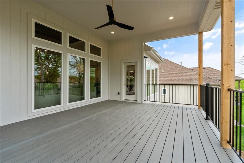 4363 NE Hideaway Drive — photo 28