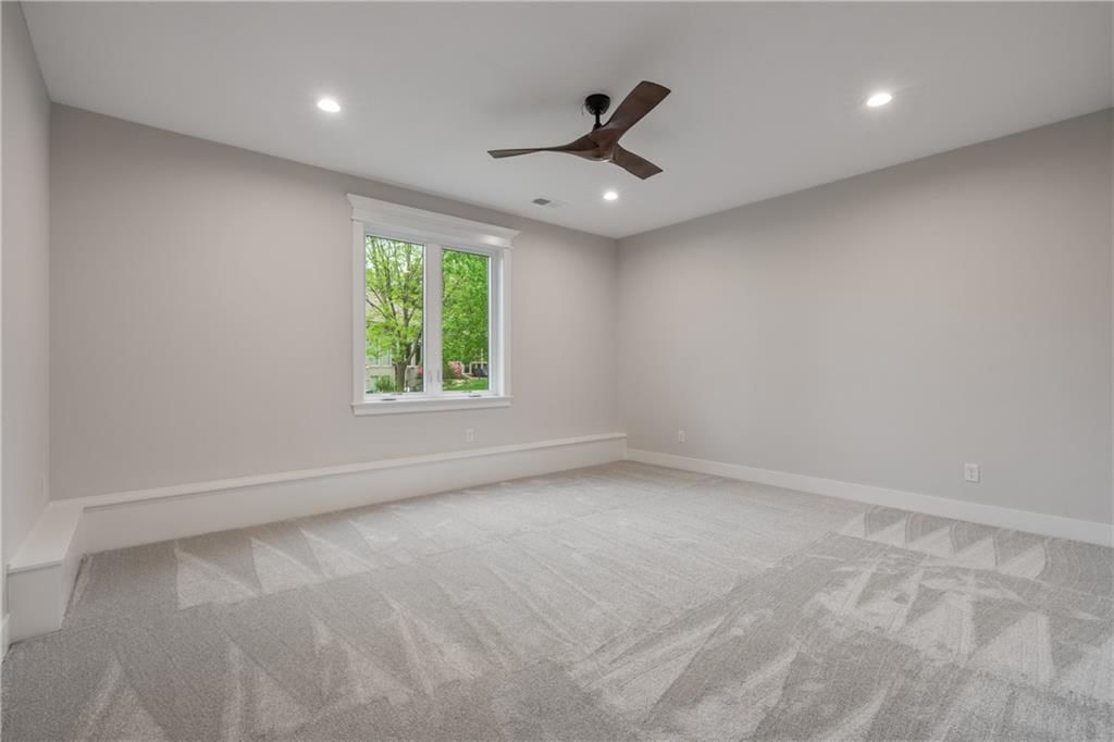 4363 NE Hideaway Drive — photo 53