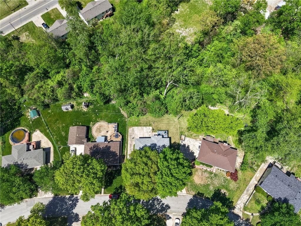 7608 Greeley Avenue — photo 3