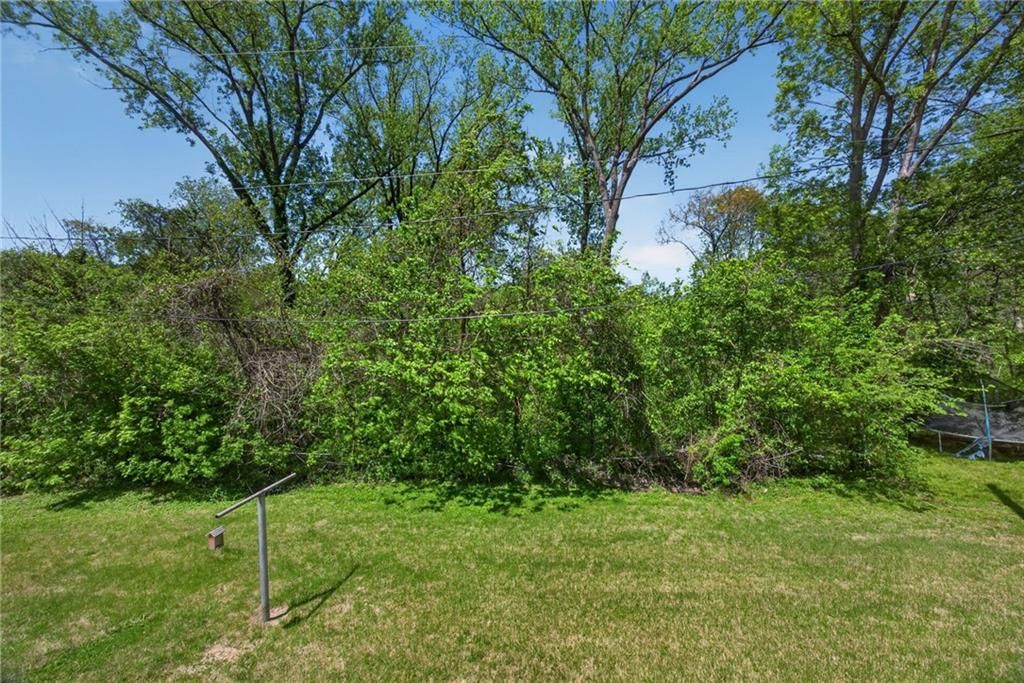7608 Greeley Avenue — photo 11