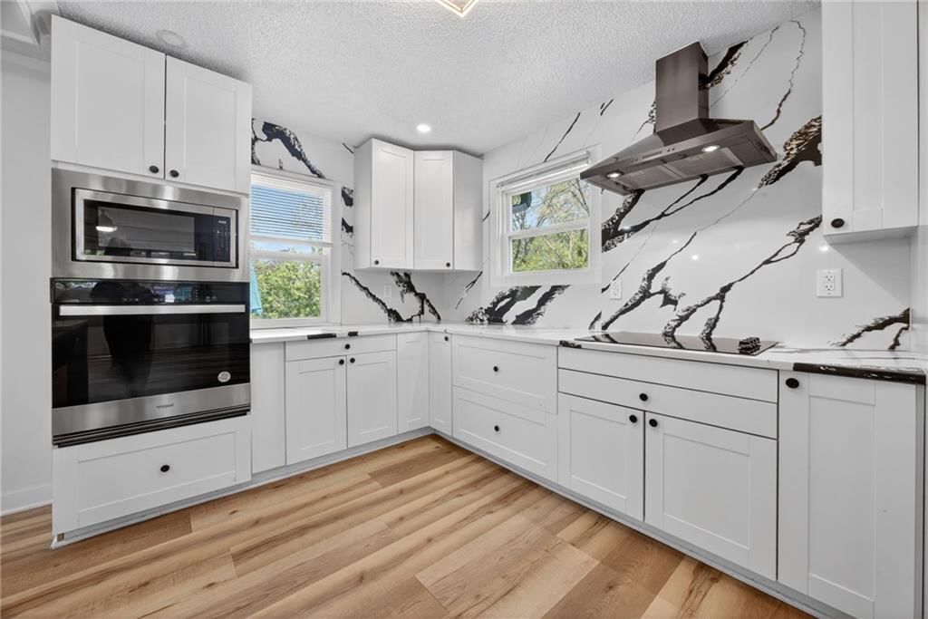 7608 Greeley Avenue — photo 13