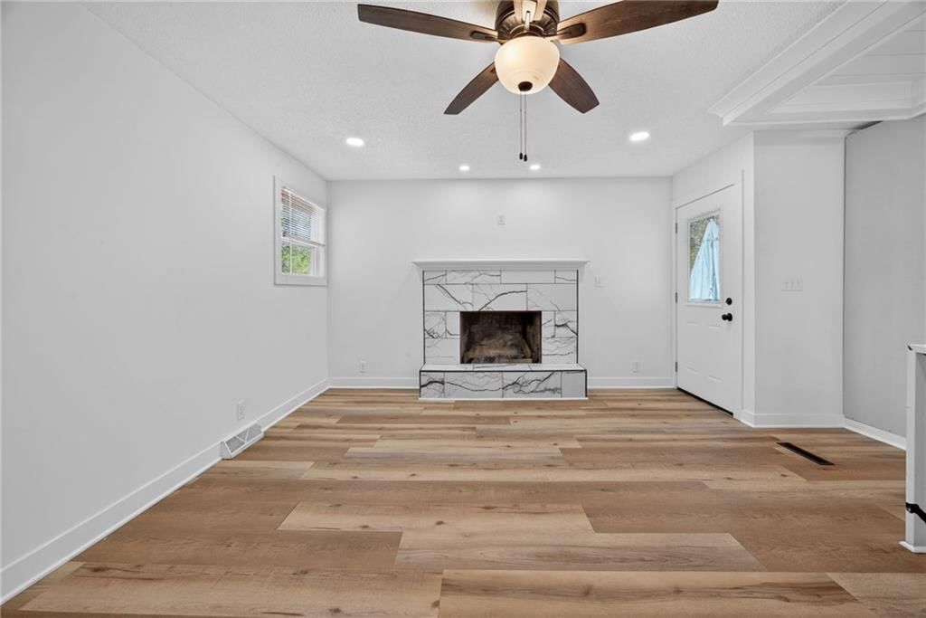 7608 Greeley Avenue — photo 17