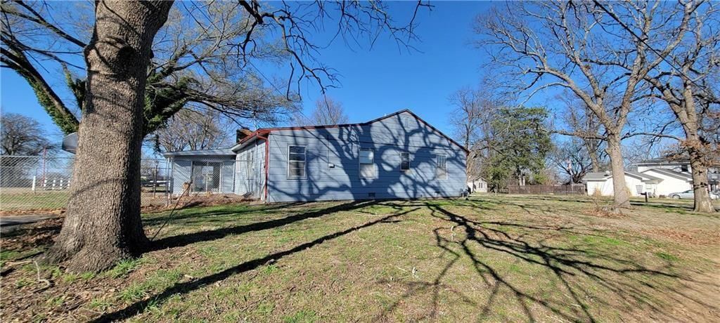 1001 N Main Street — photo 4