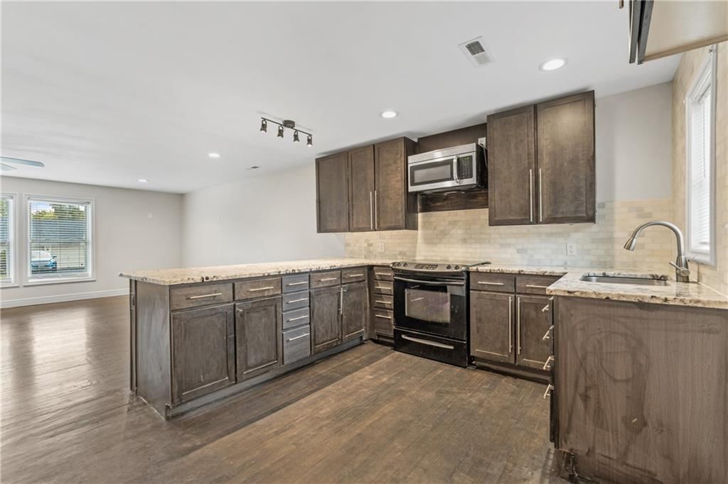 5820 NE 61st Street — photo 13