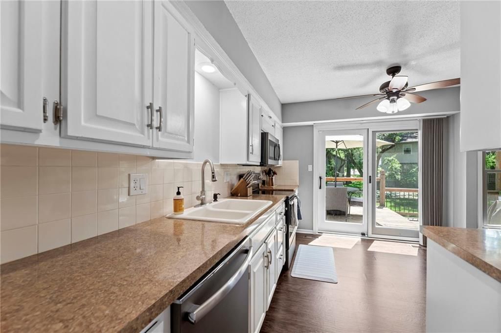 7738 Garnett Street — photo 11