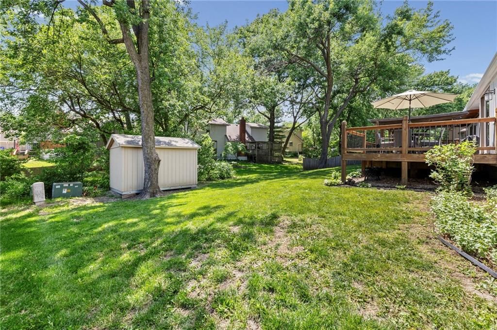 7738 Garnett Street — photo 37