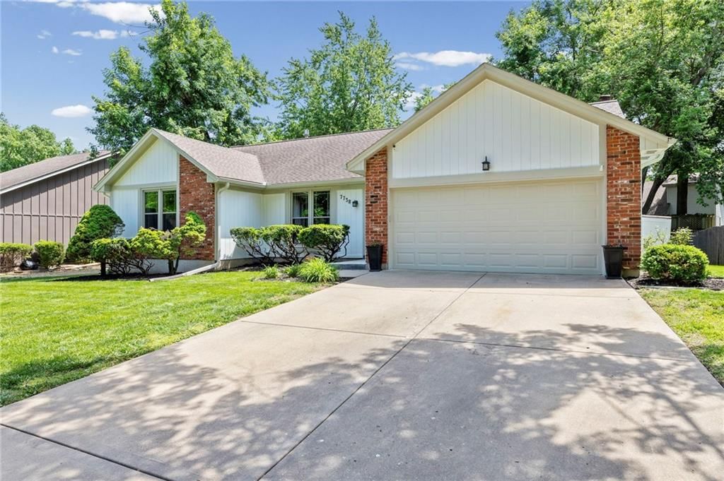 7738 Garnett Street — photo 39