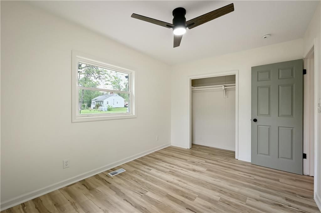 210 Myron Avenue — photo 15