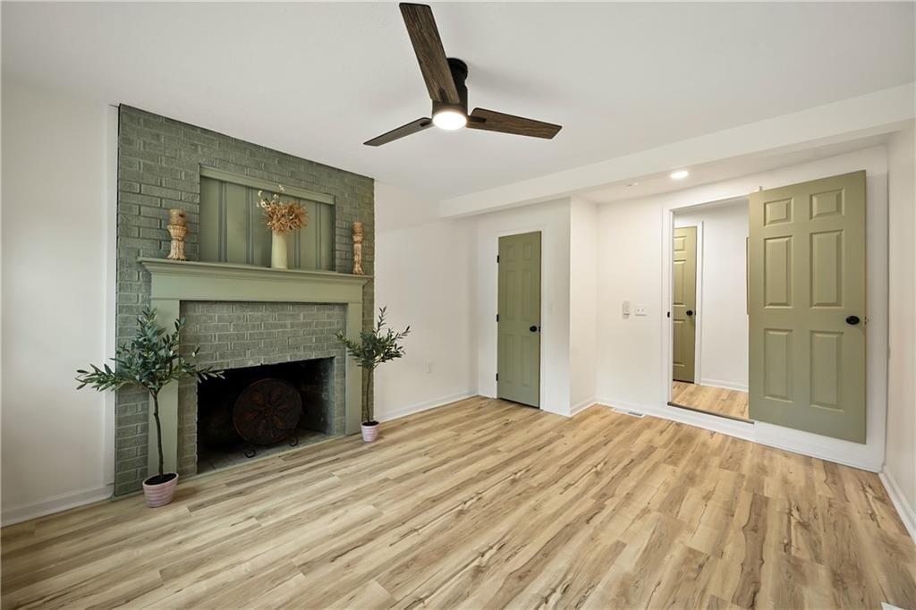 210 Myron Avenue — photo 20
