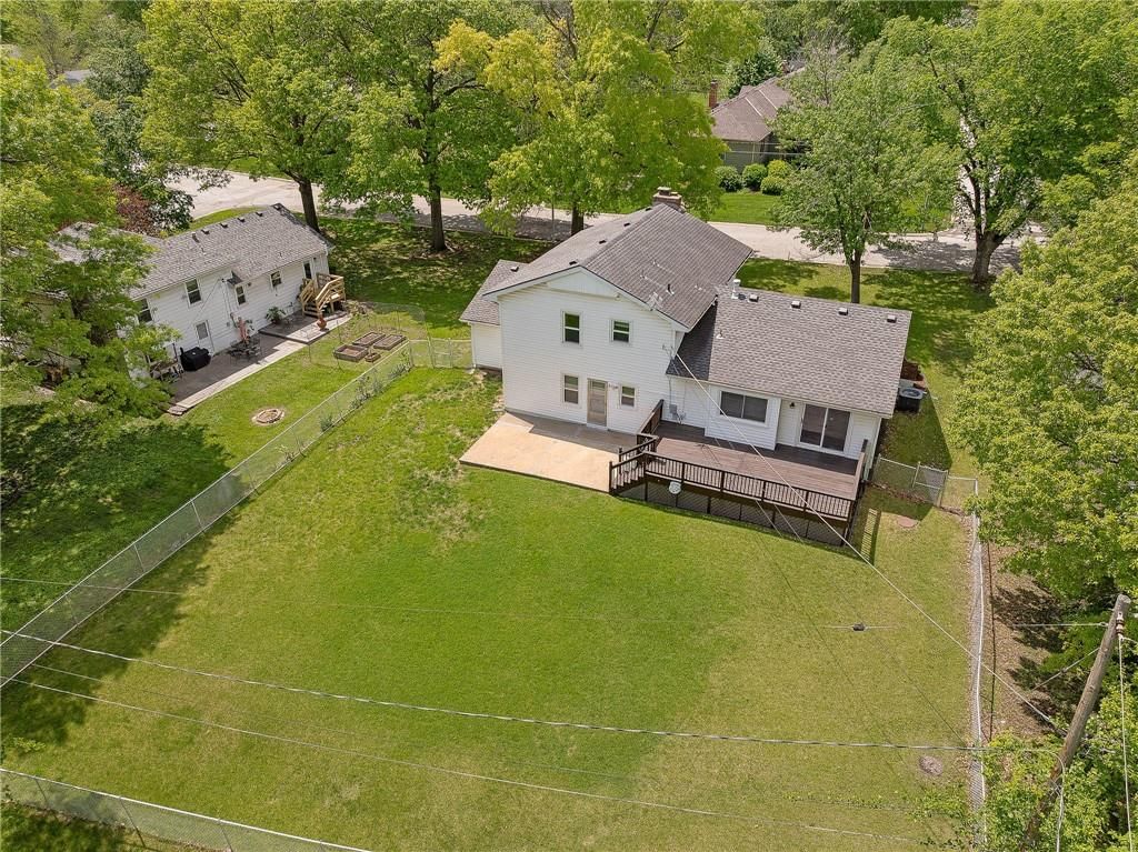 9915 Belleview Avenue — photo 5