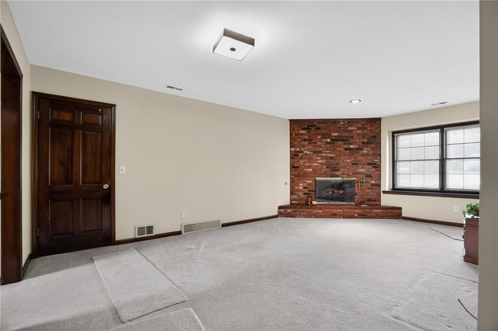 9915 Belleview Avenue — photo 20