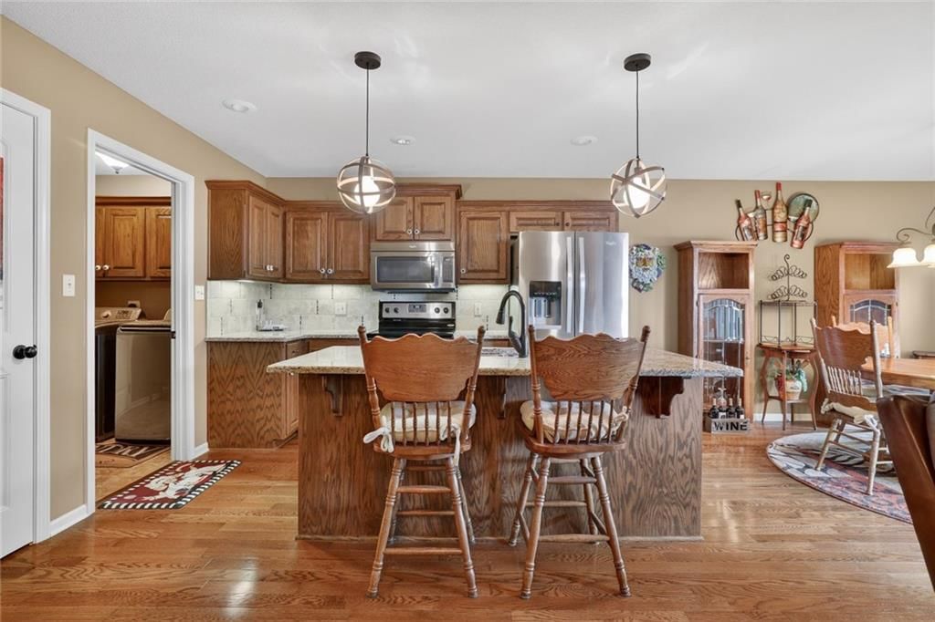 8606 N Utica Court — photo 5