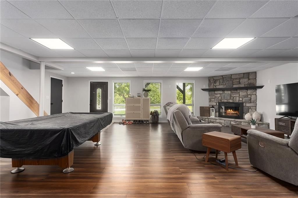 318 NW Heady Avenue — photo 25