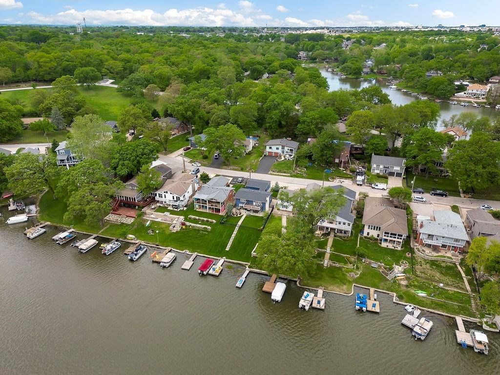 853 S Shore Drive — photo 35