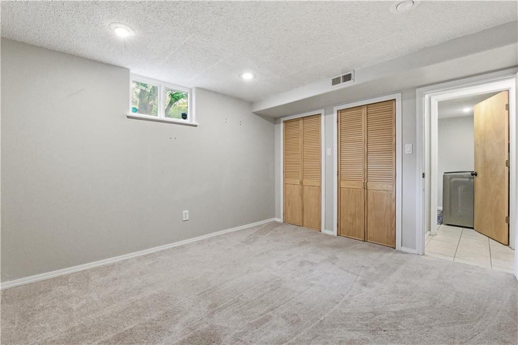2904 NW Bedford Court — photo 21