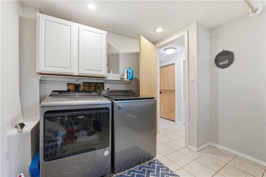 2904 NW Bedford Court — photo 22