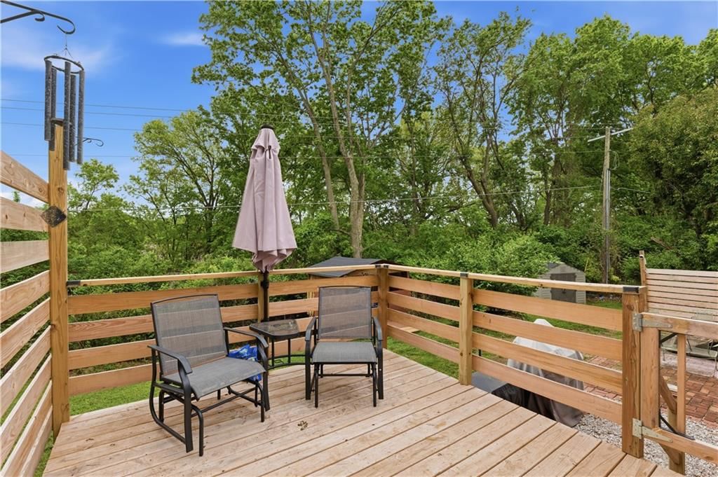 2904 NW Bedford Court — photo 24